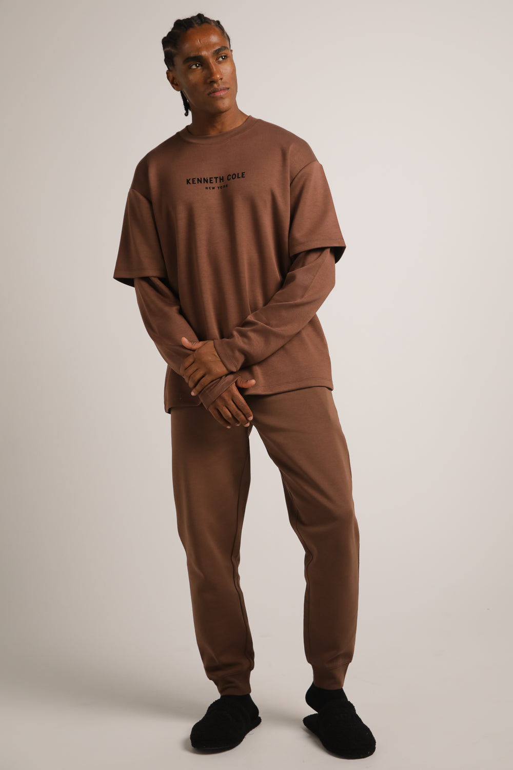 מכנסי טרנינג עם סיומת צרה | קנת קול