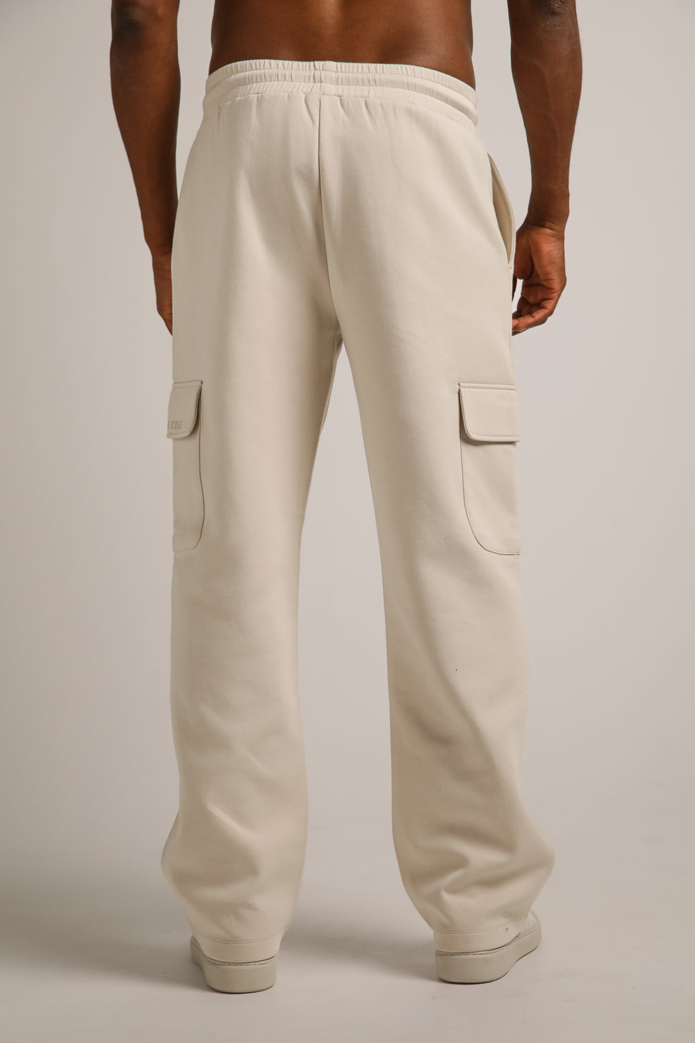 מכנסי טרנינג בסגנון קארגו | קנת קול