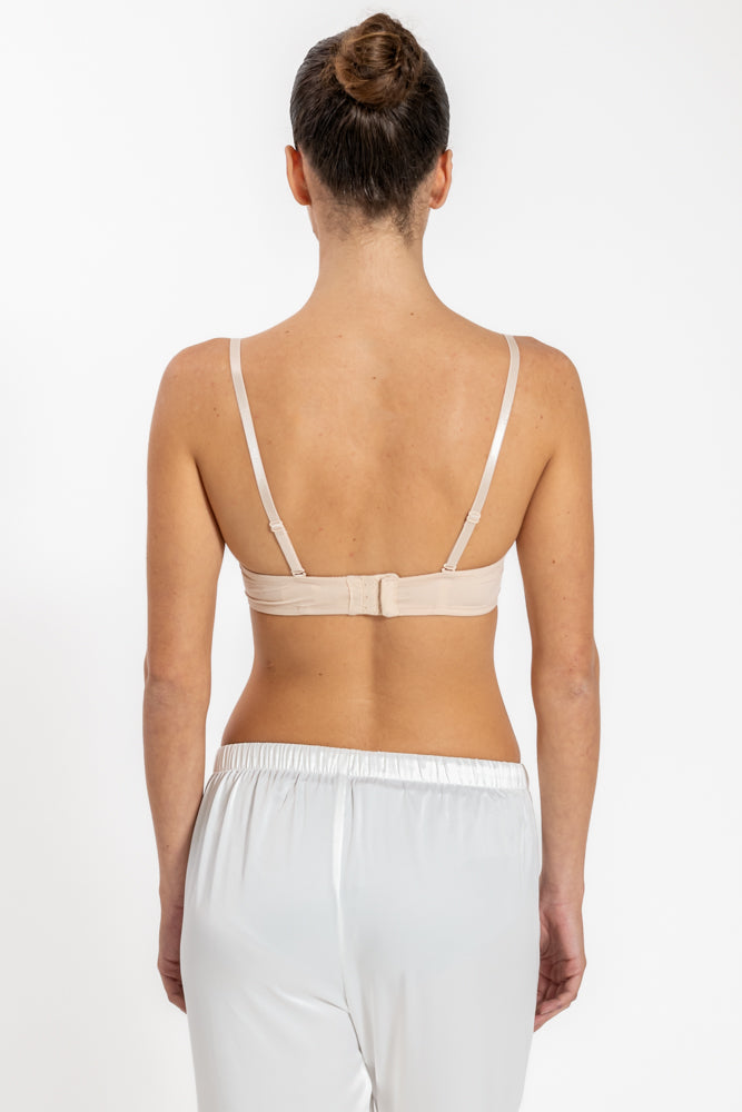 חזיית סטרפלס סופט עם ברזלים וריפוד