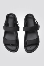 סנדל לנשים FLAT ANKLE STRAP בצבע שחור - MASHBIR//365