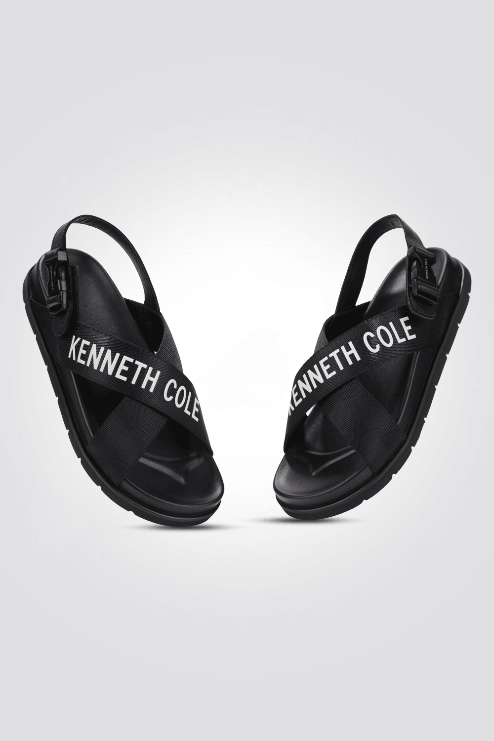 סנדלי FLAT ANKLE STRAP לנשים בצבע שחור - MASHBIR//365