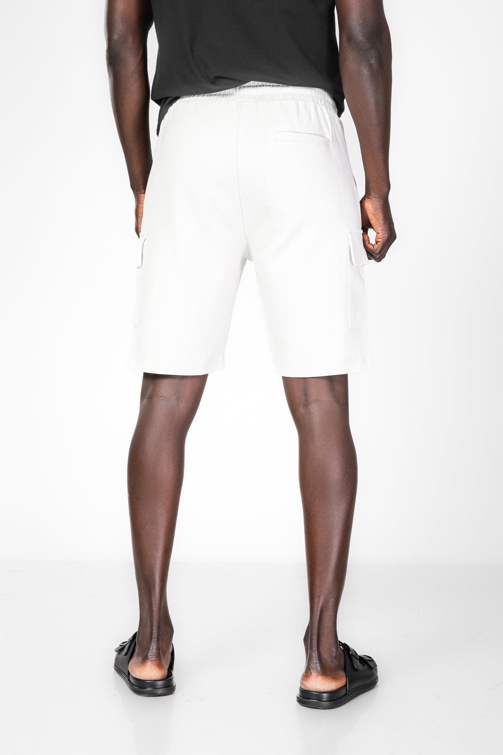 מכנסי ברמודה בצבע לבן - MASHBIR//365