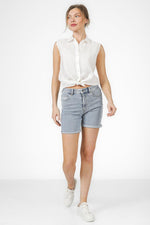 ג'ינס ברמודה בצבע LT BLUE - MASHBIR//365