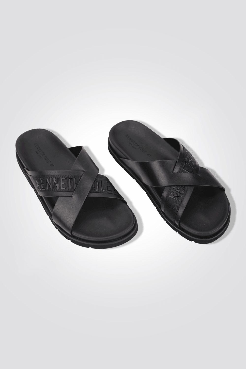 כפכפים לגבר KENNETH COLE בצבע שחור - MASHBIR//365