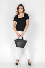 טישירט קצרה בצבע שחור - MASHBIR//365