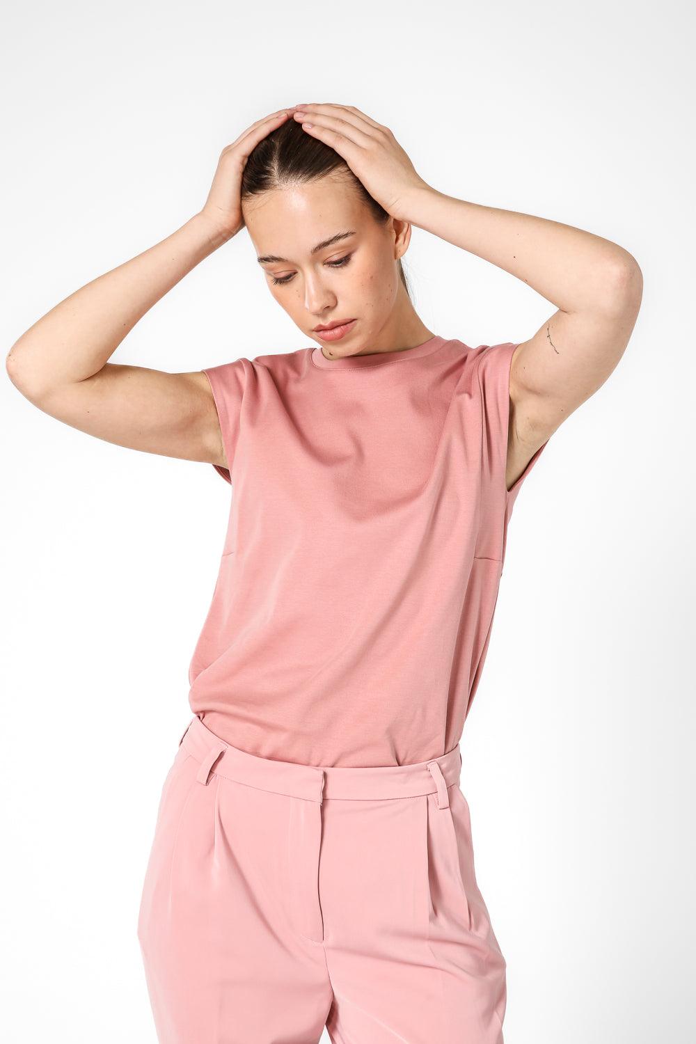 טישירט קצרה ללא שרוולים בצבע ורוד - MASHBIR//365