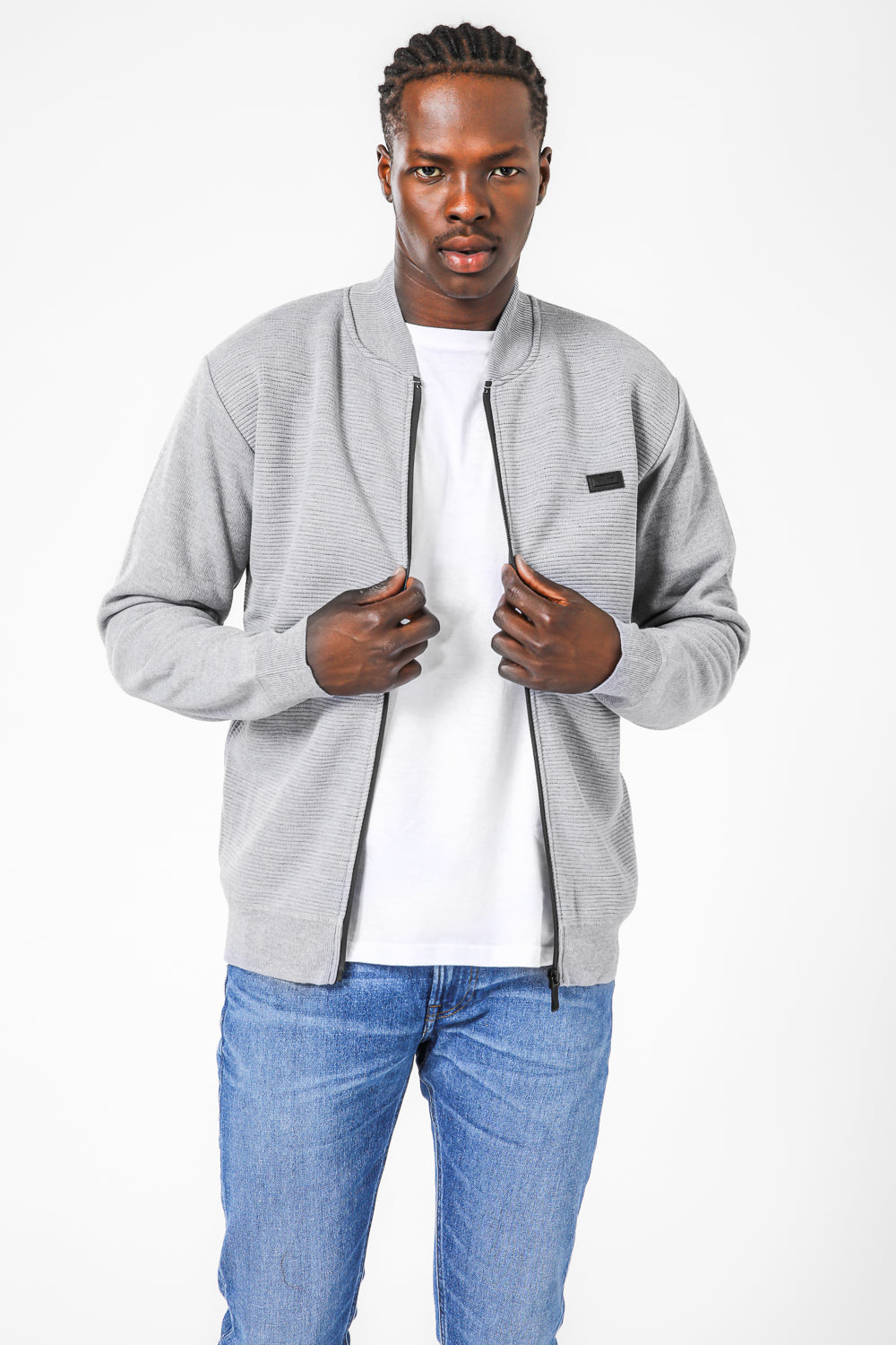 ג'קט רוכסן בצבע אפור בהיר לגבר