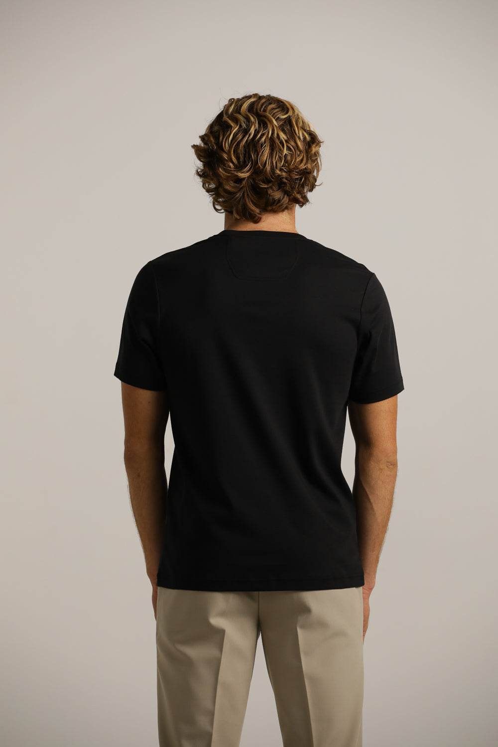 טישירט קצרה ממותגת לגברים | קנת קול