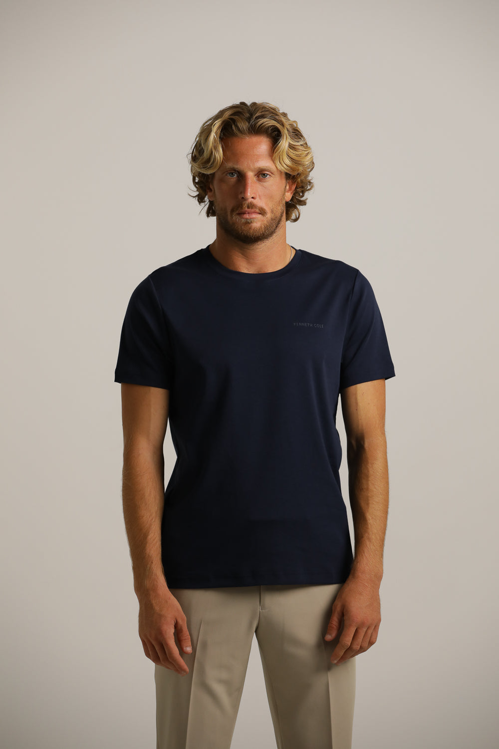 טישירט קצרה ממותגת לגברים | קנת קול