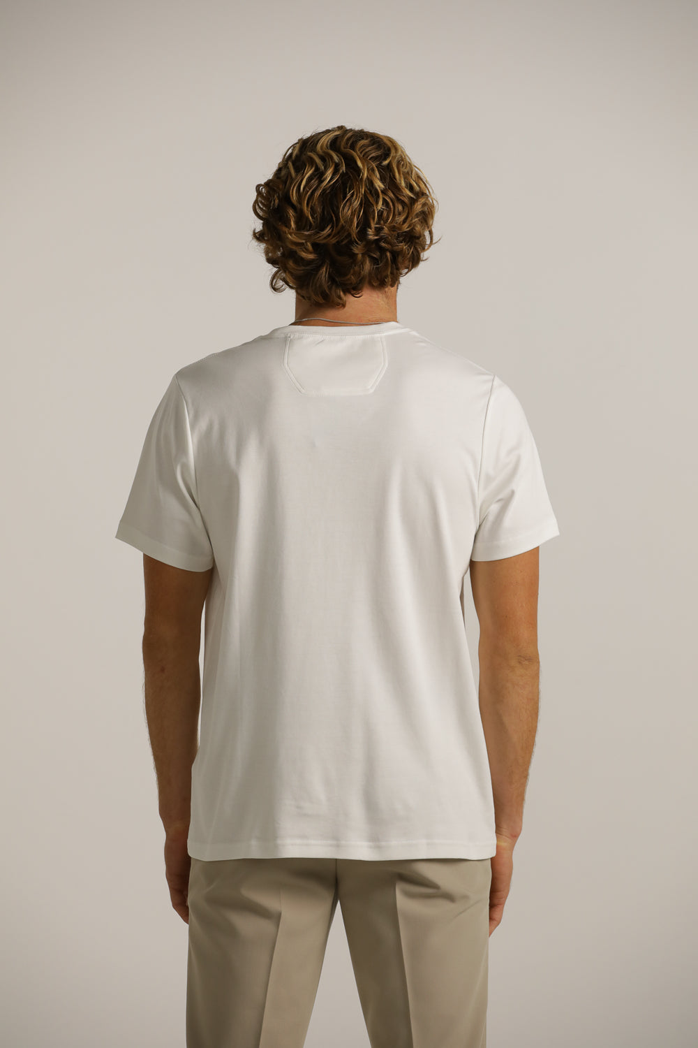 טישירט קצרה ממותגת לגברים | קנת קול