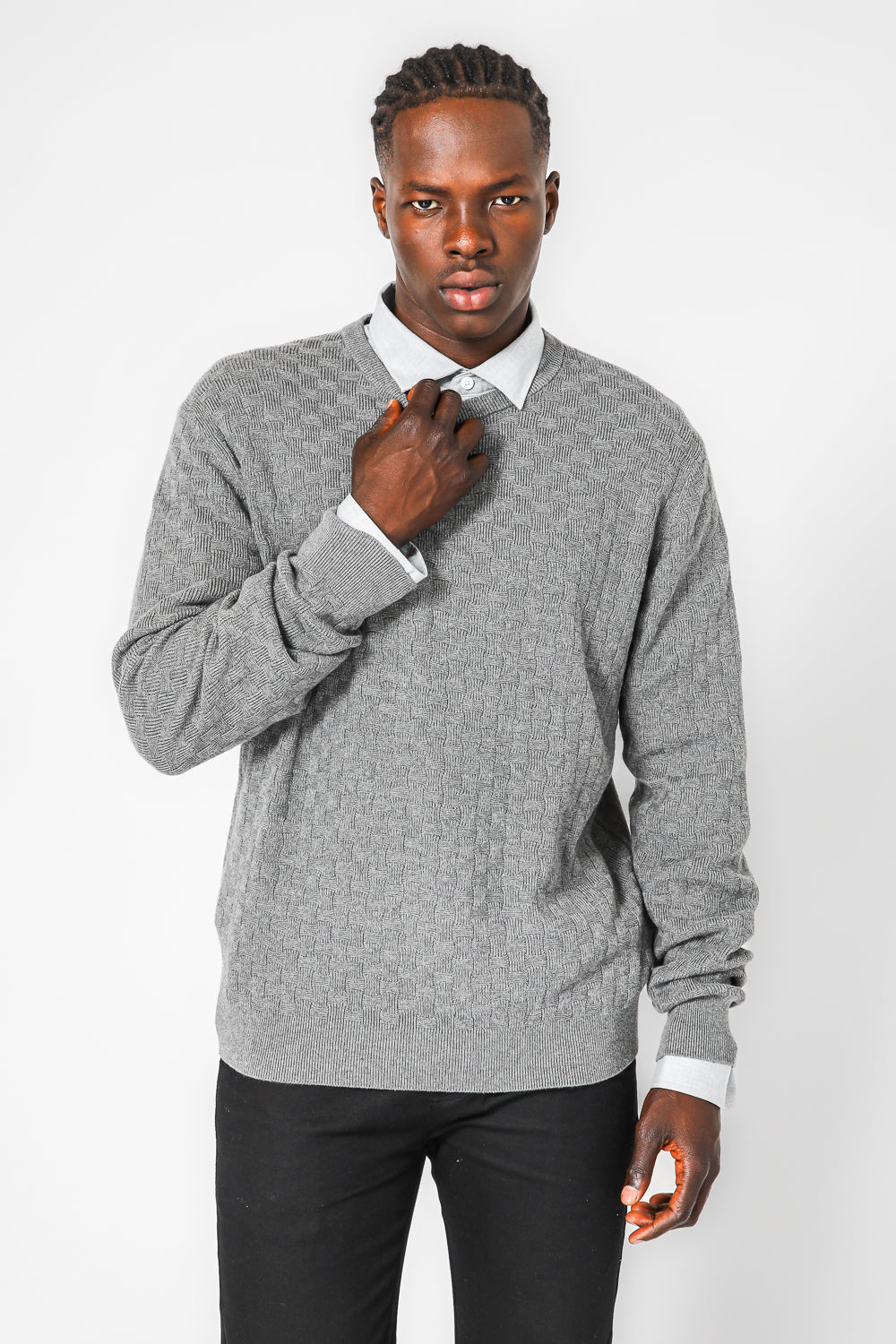 סריג טקסטורה קריס קרוס בצבע אפור