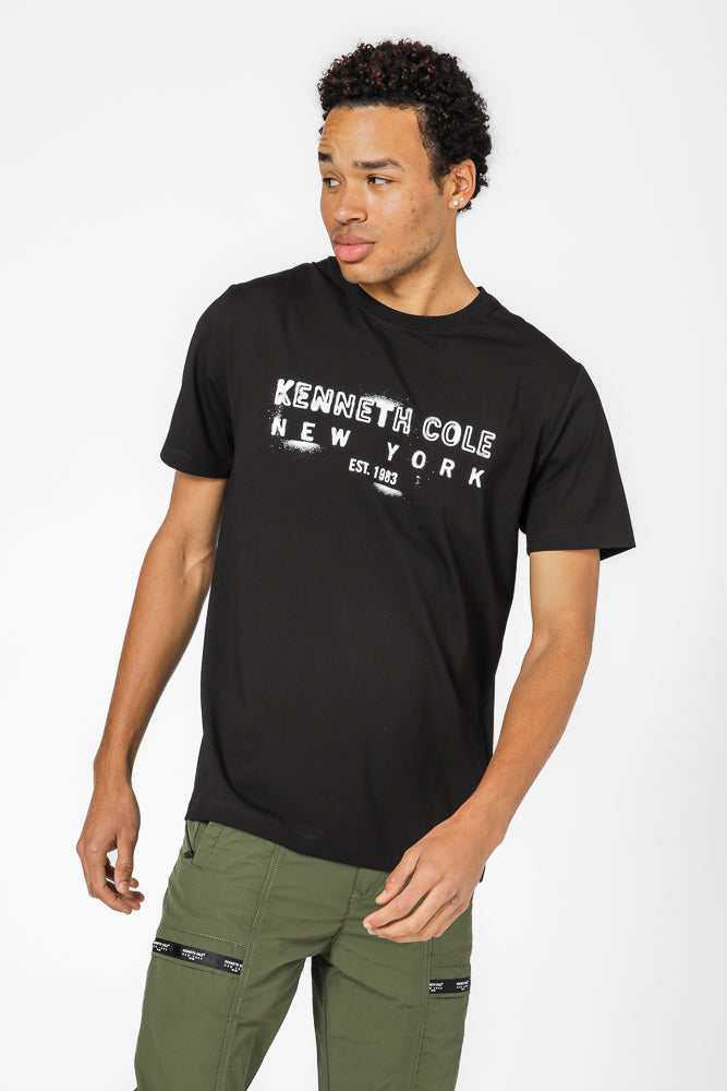 טישירט דפוס גרפיטי בצבע שחור