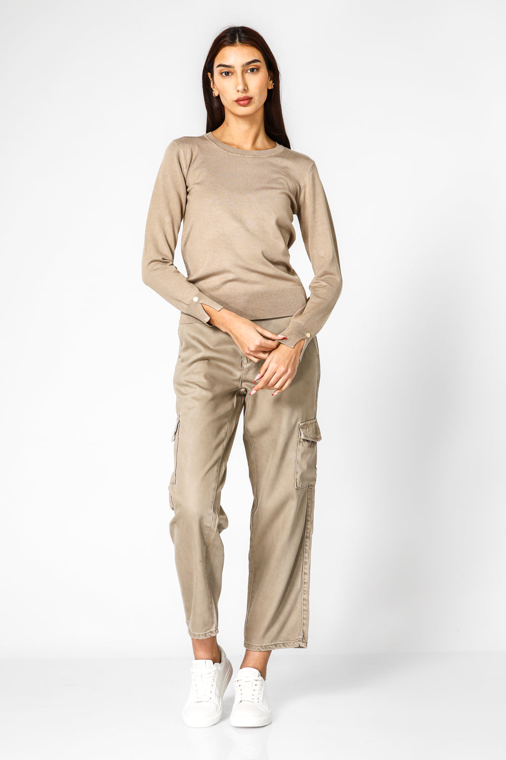 סריג קלאסי עם מפתח עגול לנשים  | קנת קול