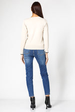 
 סריג קלאסי עם מפתח עגול לנשים  | קנת קול