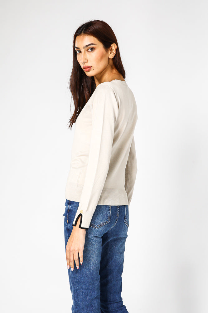 
 סריג קלאסי עם מפתח עגול לנשים  | קנת קול