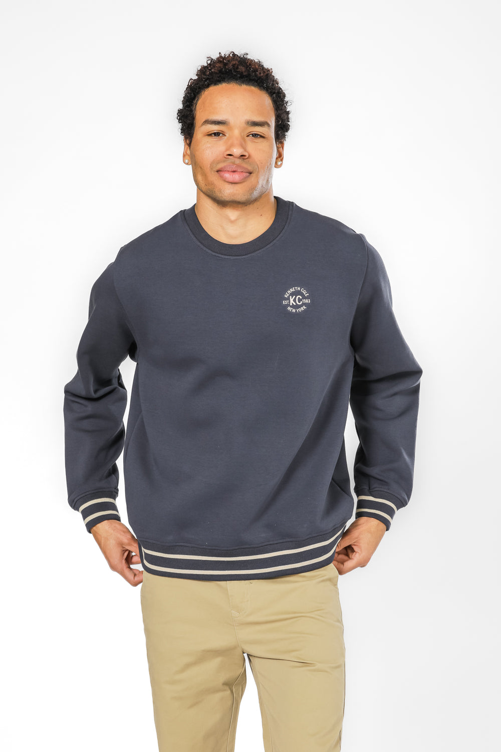 'סווטשירט קולג