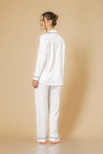 חליפת פיג'מה סאטן ארוכה בצבע לבן לנשים | קנת קול