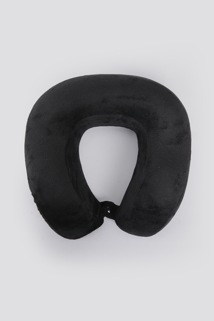 KENNETH COLE כריות טיסה בצבע שחור