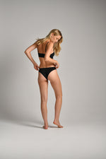 תחתון ברזילאי Lazer Cut חלק