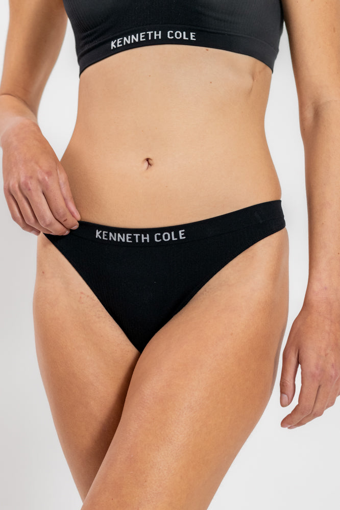 חוטיני ריב רחב אל-תפר בצבע שחור