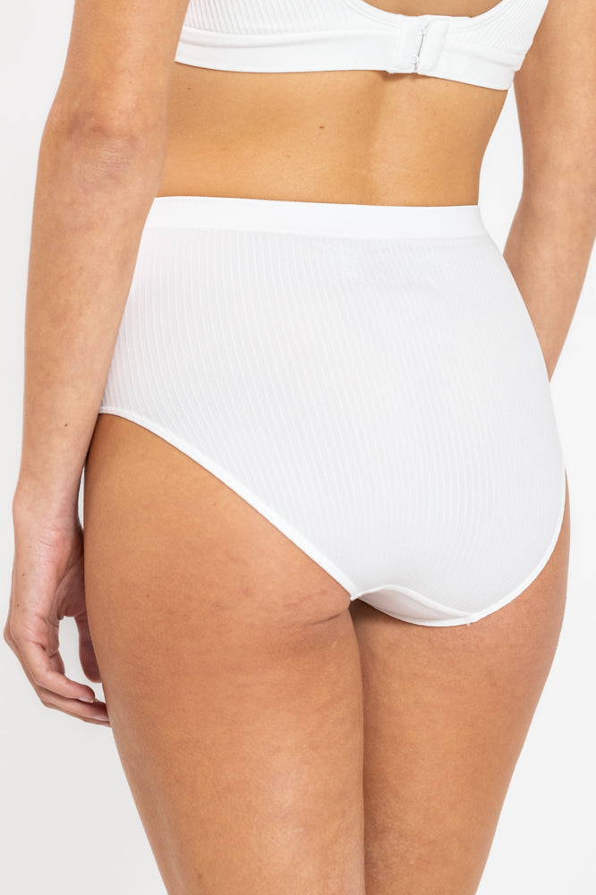 מקסי ריב רחב אל-תפר בצבע לבן