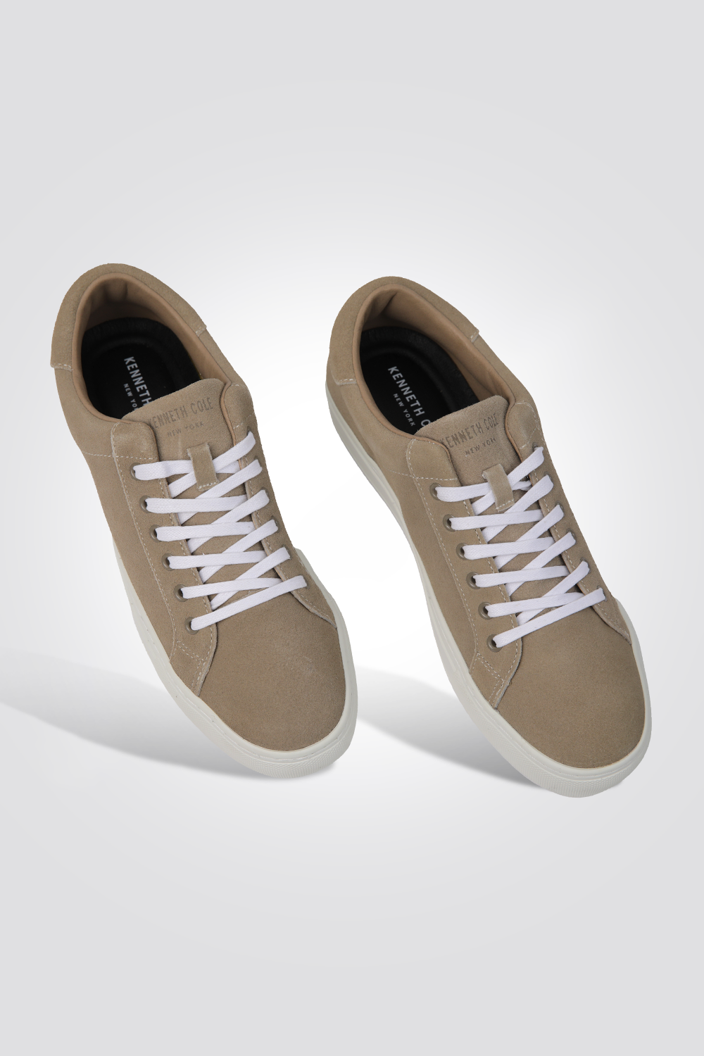 סניקרס לגברים בצבע בז' מוקה