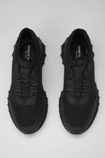 נעל ספורט לגברים בצבע שחור | קנת קול