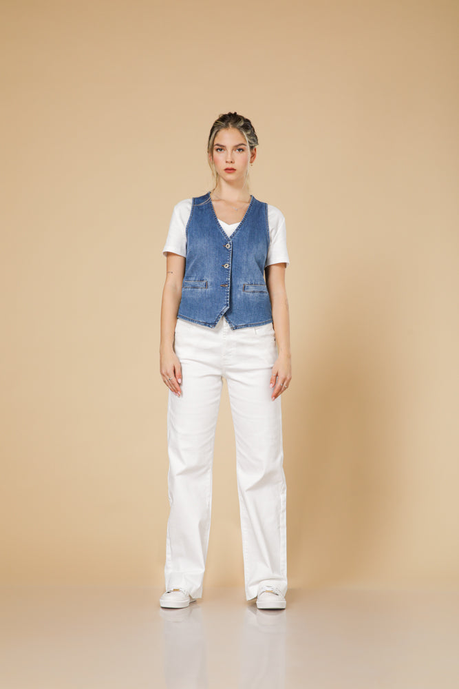 טי כותנה פרימיום מפתח וי בצבע לבן