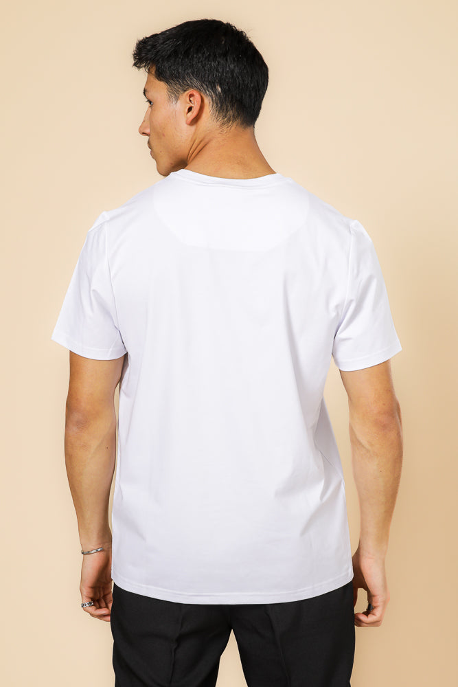 טישירט לייקרה דפוס יולו בצבע לבן