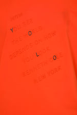 טישירט לייקרה דפוס יולו בצבע אדום