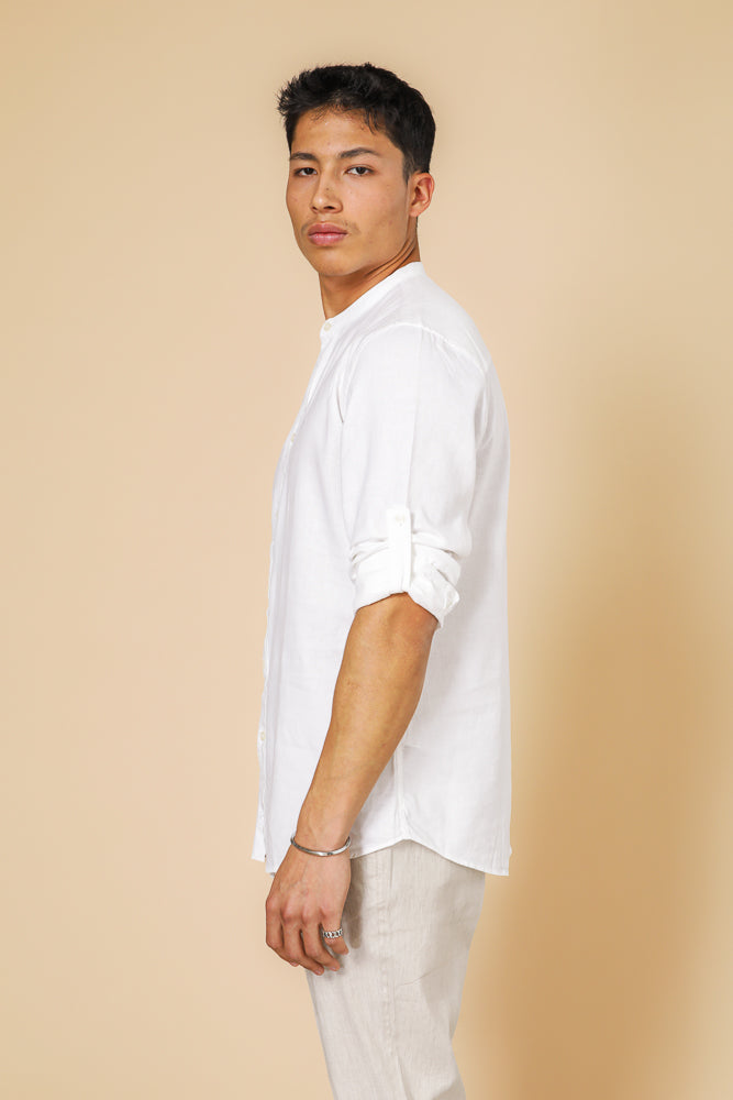 מכופתרת מנדרין בצבע לבן