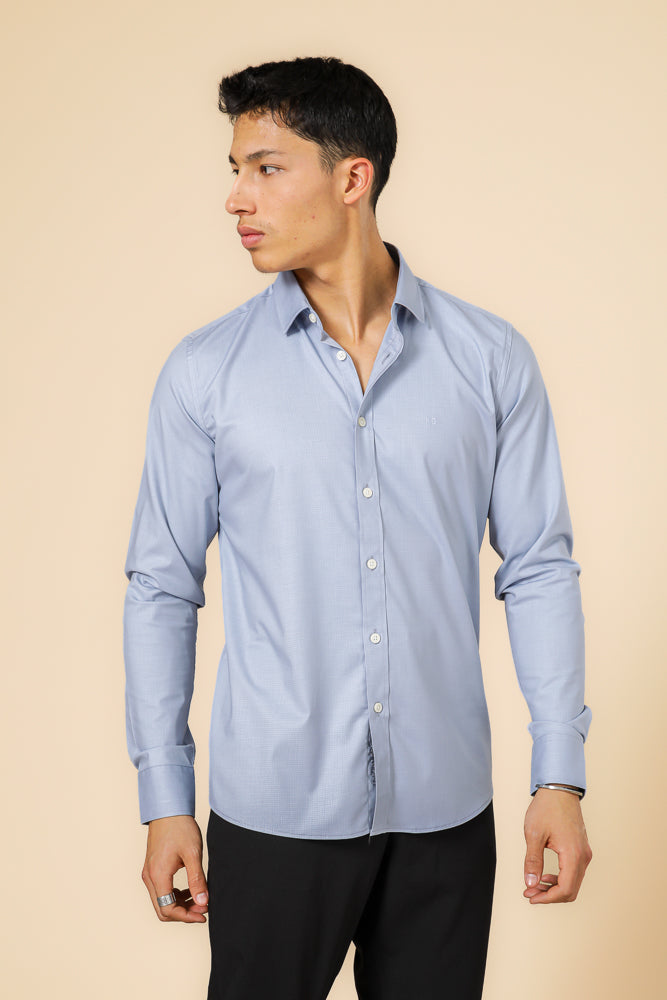 מכופתרת במבוק טקסטורה בצבע כחול