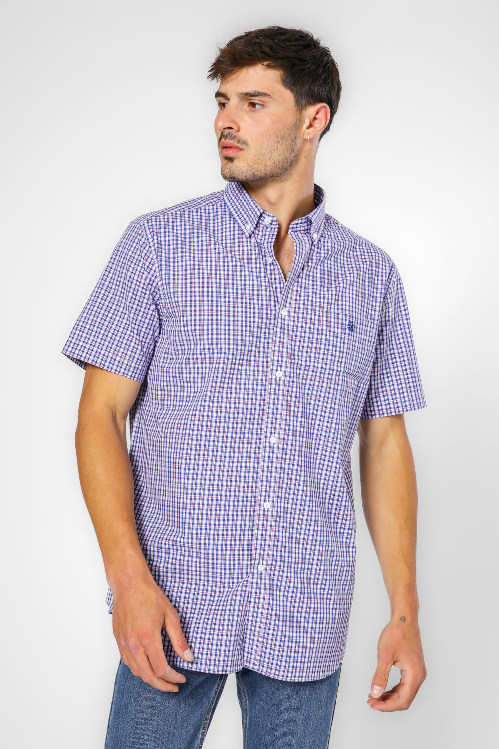 חולצה מכופתרת שרוולים קצרים בצבע נייבי