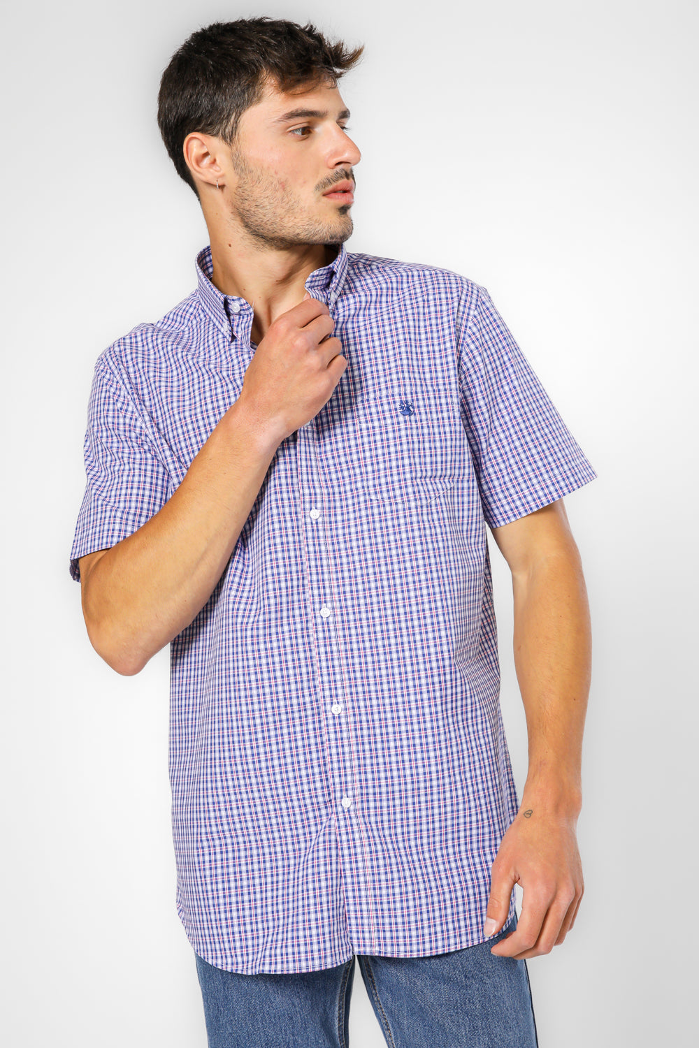 חולצה מכופתרת שרוולים קצרים בצבע נייבי