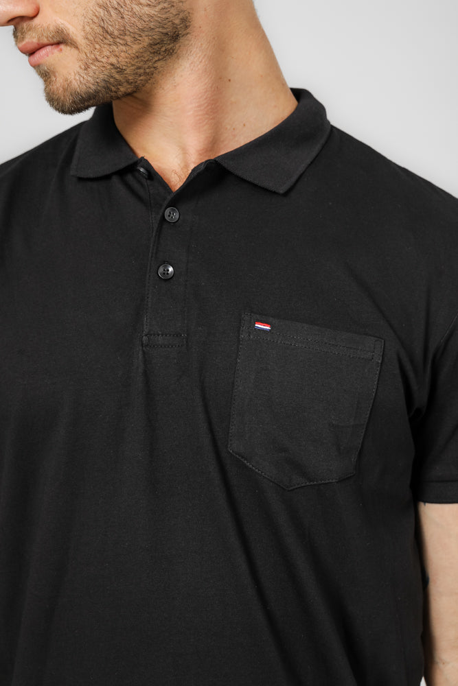 חולצה פולו עם כיס בצבע שחור