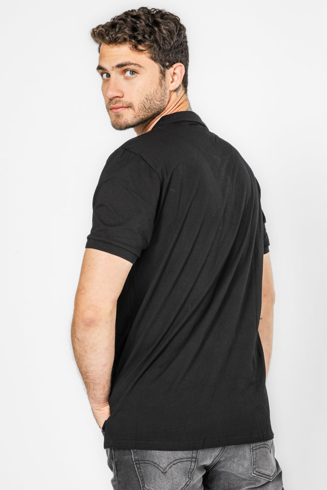 חולצה פולו עם כיס בצבע שחור