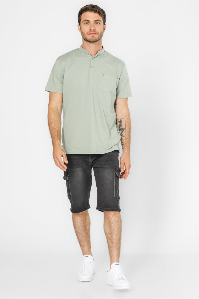 חולצה עם כיס בצבע ירוק