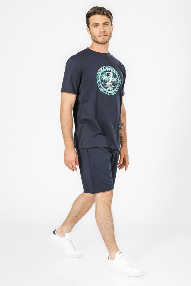 טישירט בייסיק בצבע נייבי עם הדפס