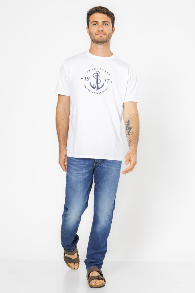 טישירט בייסיק בצבע לבן עם הדפס