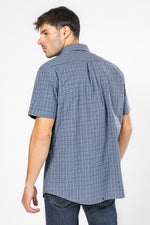 חולצה מכופתרת שרוולים קצרים משבצות