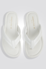 כפכף עור נשים בצבע לבן