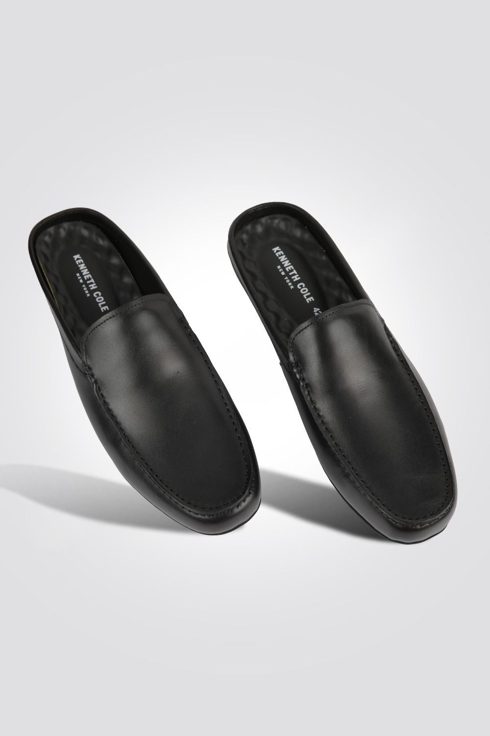 מוקסין עור גבר פתוח בצבע שחור