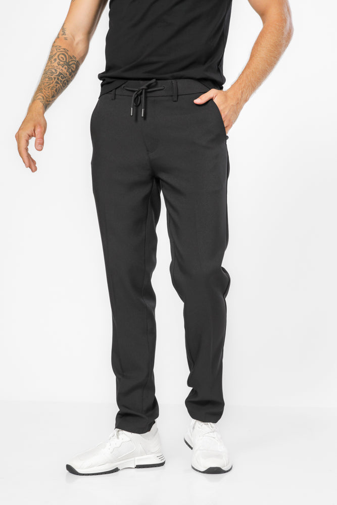 מכנסי אריג טקסטורלים קשירה בצבע שחור