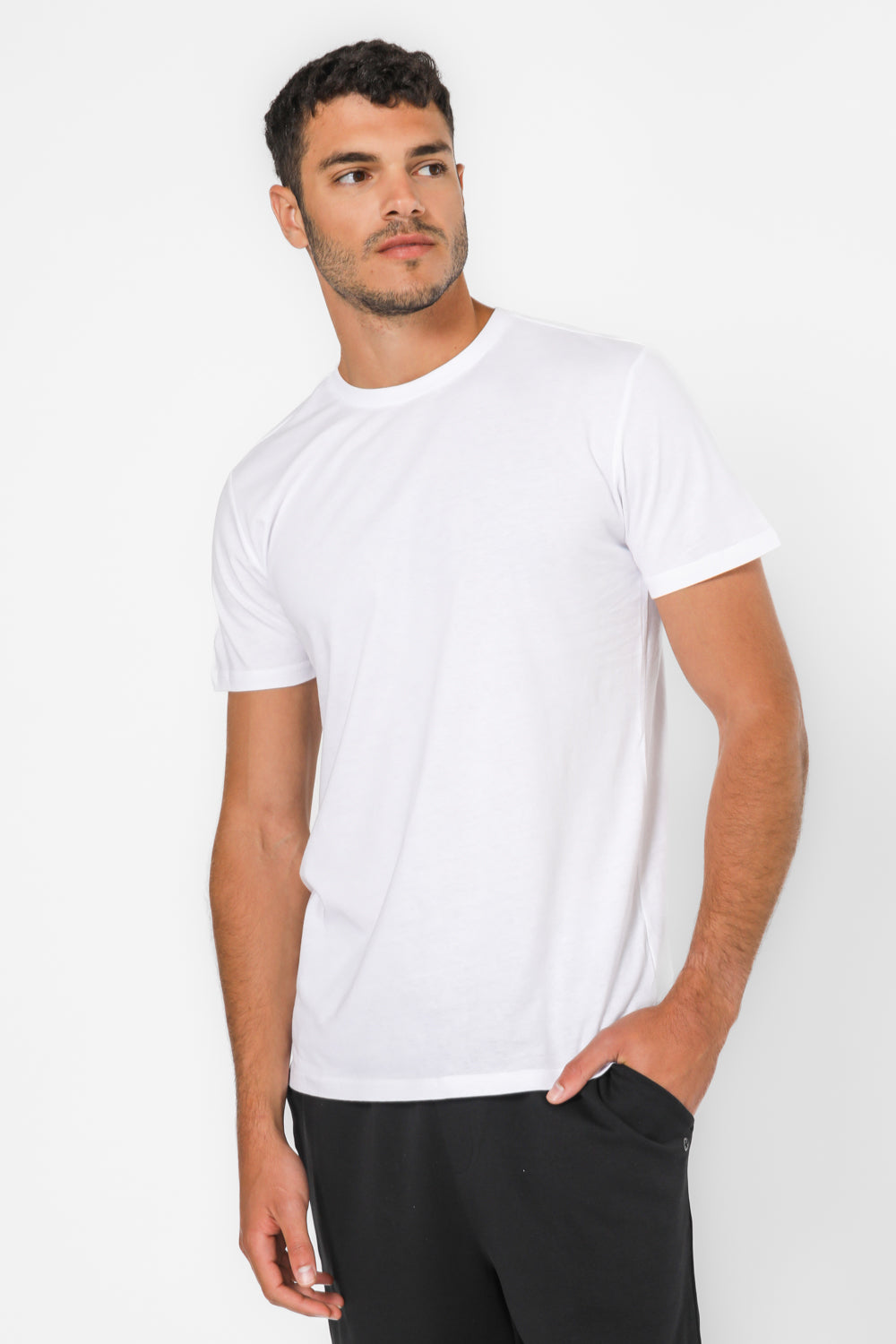 מארז שתי חולצות טישירט בצבע לבן