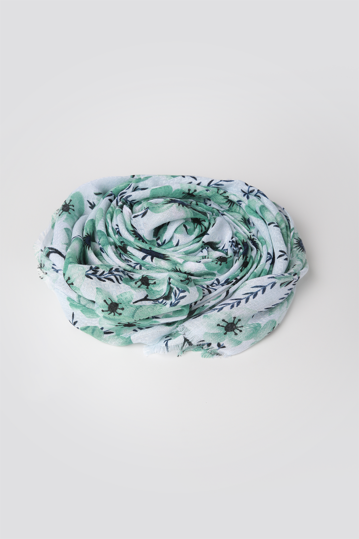 צעיף דק לנשים בגווני ירוק