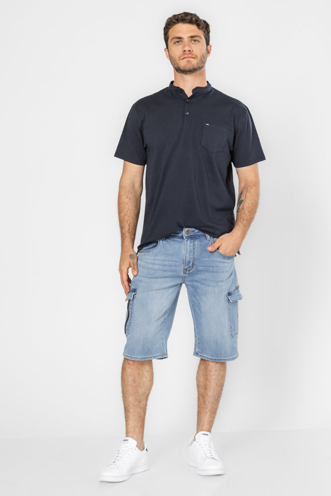  מכנסי ג'ינס בצבע כחול