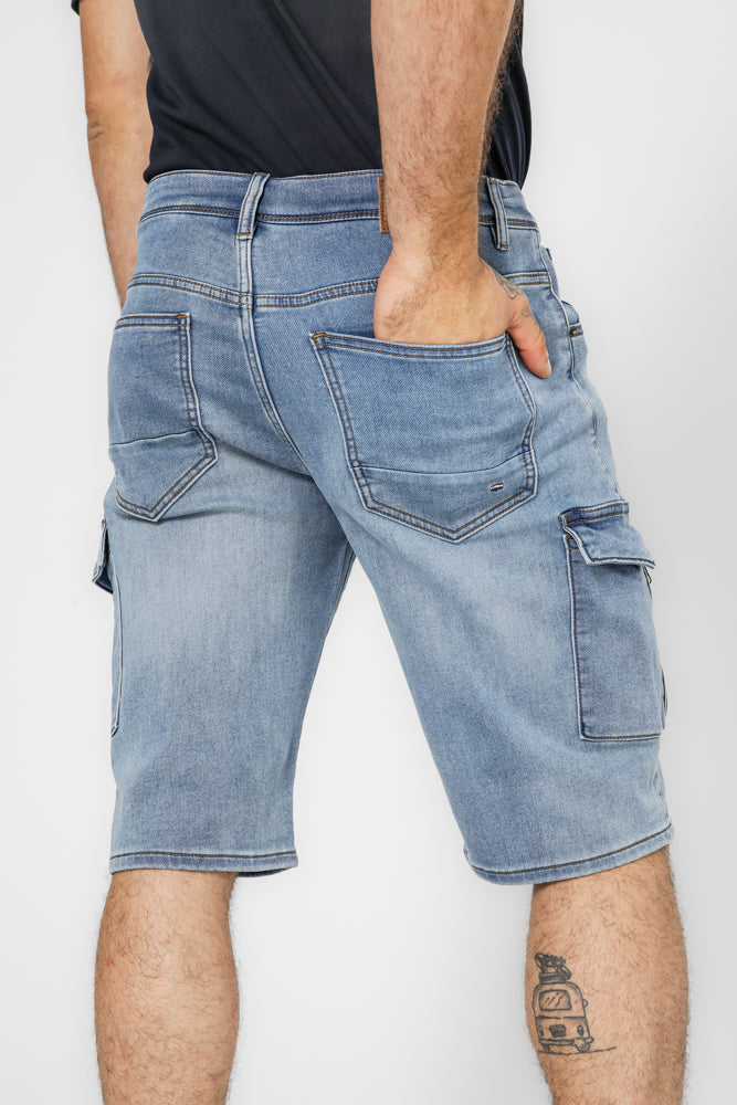  מכנסי ג'ינס בצבע כחול