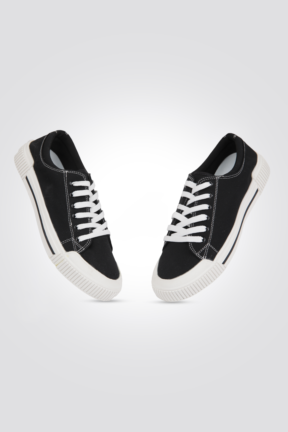 סניקר בד גברים בצבע שחור