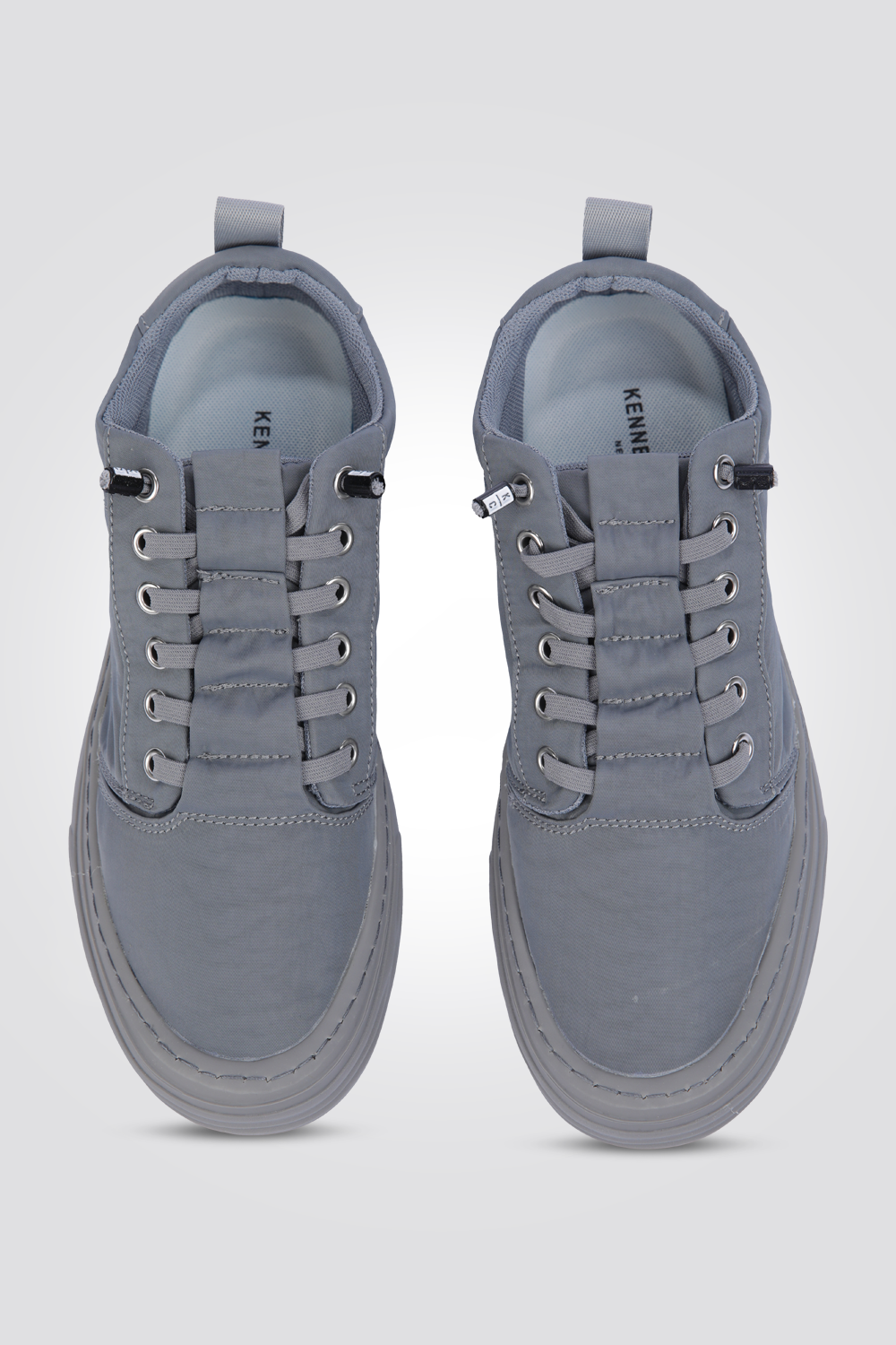 סניקרס גבר בצבע אפור