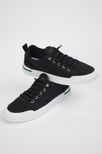 סניקרס גבר בצבע שחור